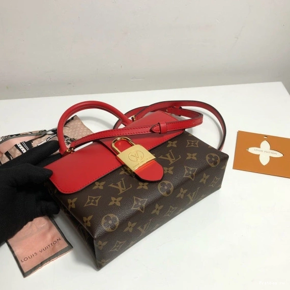 First bag ru BB LOCKY VUITTON LOUIS 0801